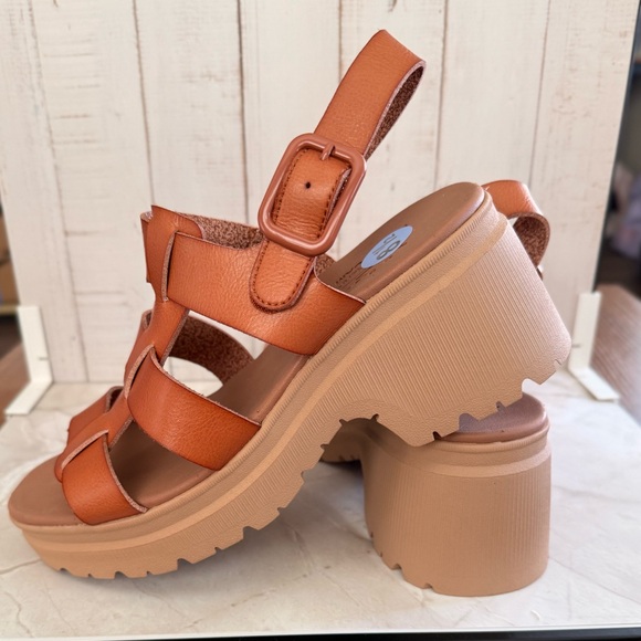 Skechers BOBS Chestnut Platform Sandals – Strappy Chunky Heel - Picture 1 of 8